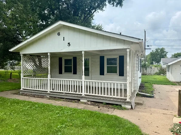 615 5th St, Colona, IL 61241