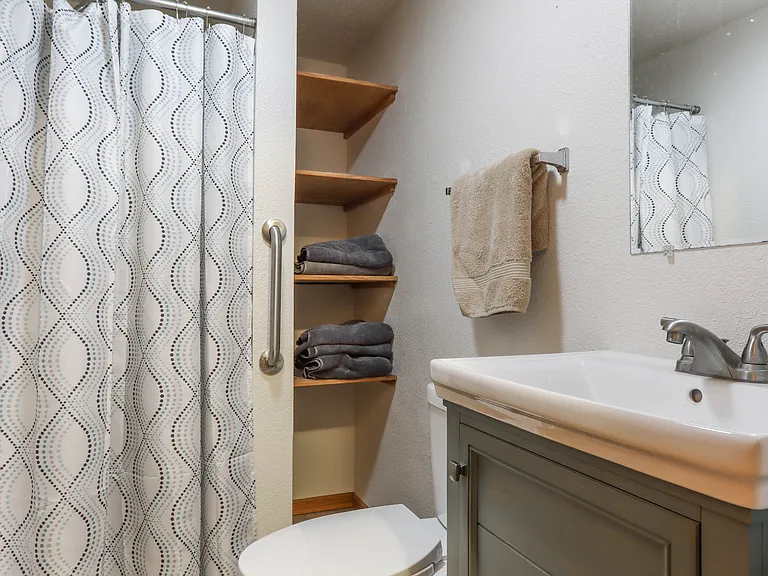 200 Magnolia Dr — Photo 15