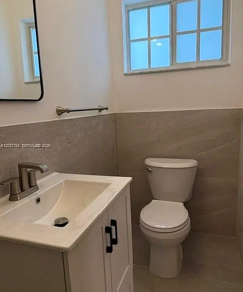 753 Navarre Ave — Photo 23