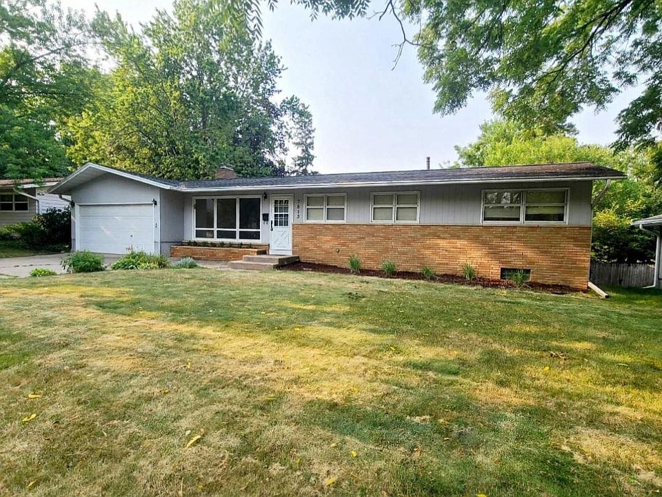 1st image of 7613 53rd Ave N