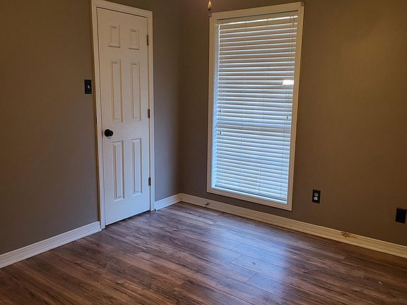 5th image of 167 Polly Anna Dr