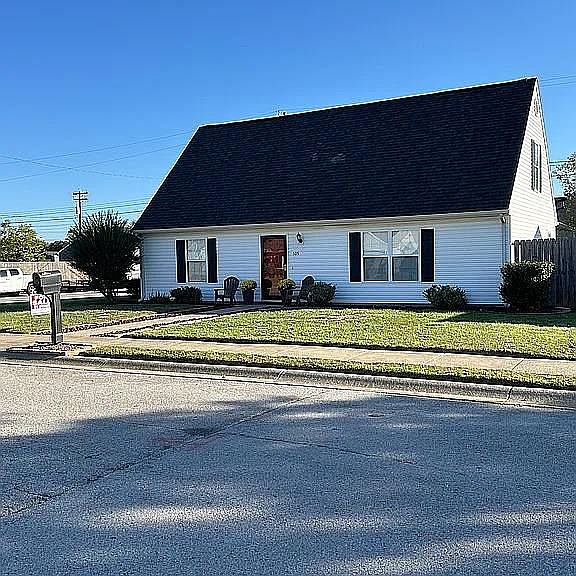 1st image of 505 Canoe Creek Dr
