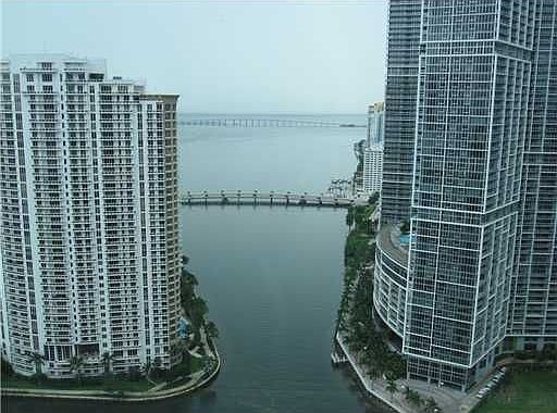 3rd image of 300 S Biscayne Blvd #T-3304