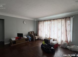 64 Beaucourt Rd #1, Hamilton, ON L8S2R3