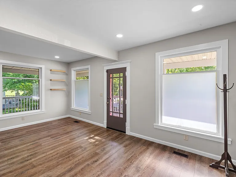 227 West St — Photo 10