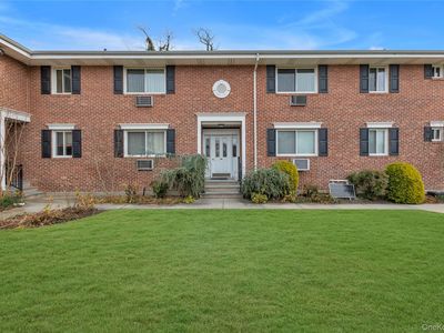 200 Merrick Road #I, Amityville, NY, 11701