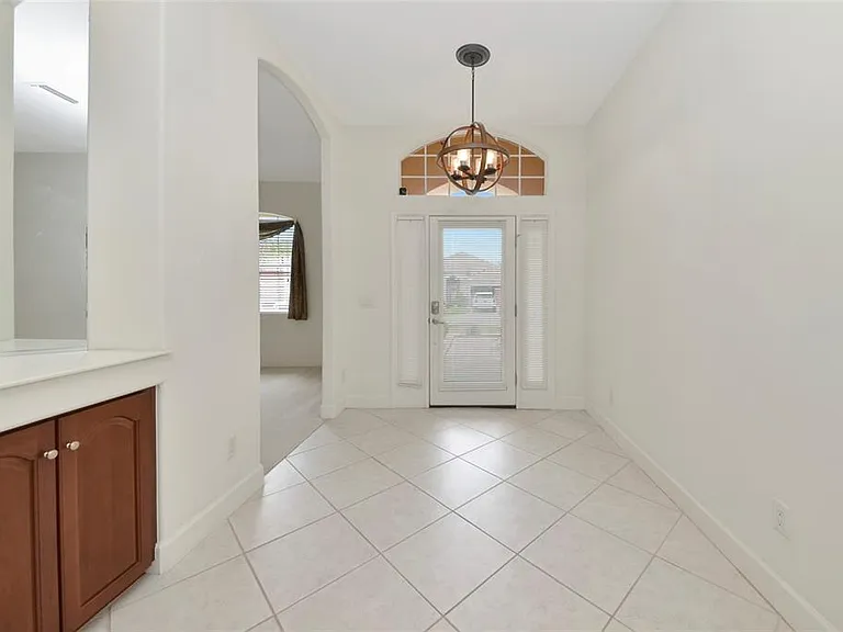 6841 74th Street Cir E — Photo 3