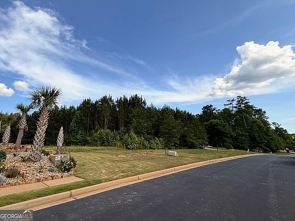 2nd image of 420 Vinings Walk
