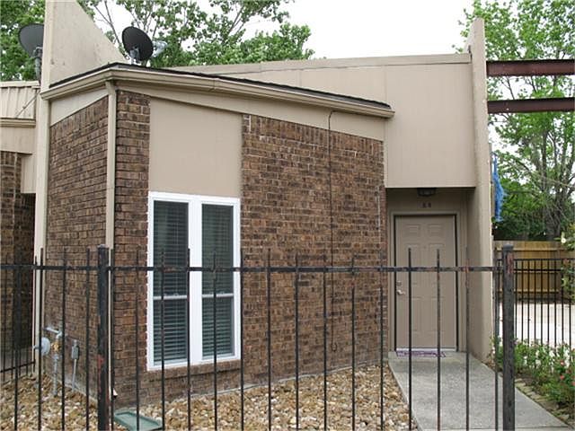 1st image of 1014 Graham Dr
