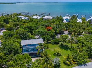 910 E Shore Dr, Summerland Key, FL 33042