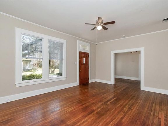 4th image of 54 Houston St