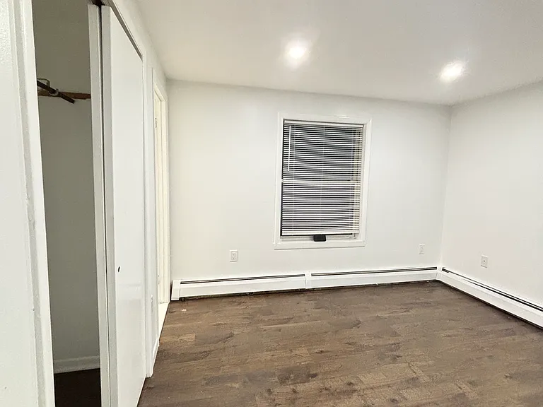 1387 Quinnipiac Ave — Photo 13