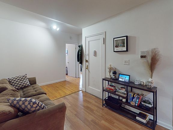 4th image of 1662 1st Ave APT 2S