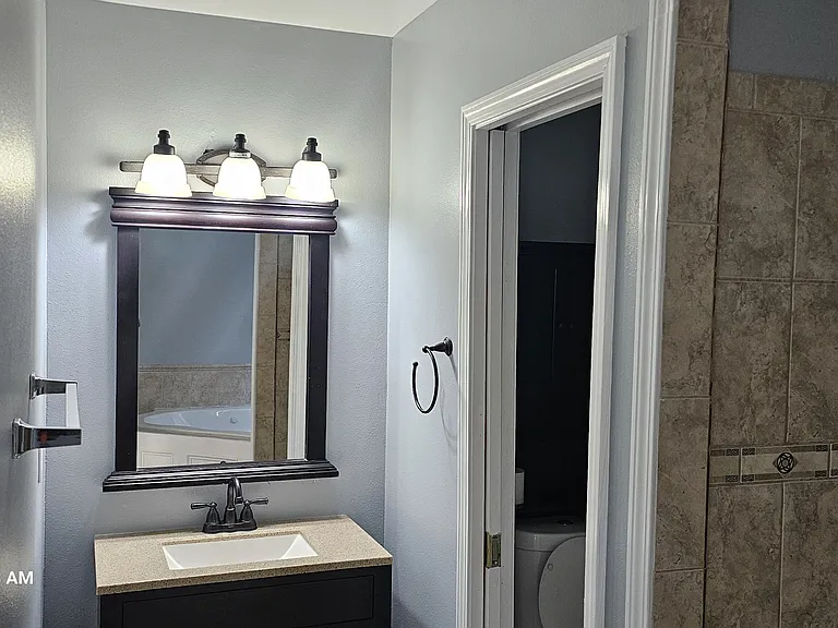 404 Corrine Ct — Photo 18