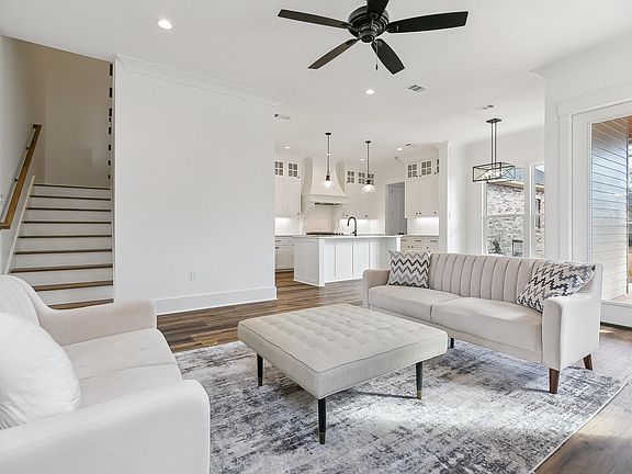 3rd image of 7184 Rue Lierre