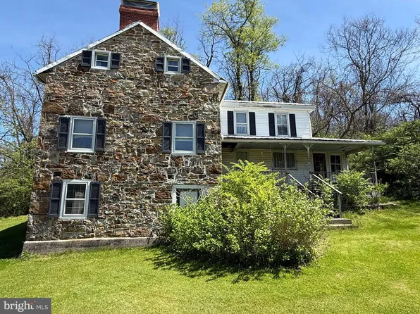 2408 Academia Rd, Pt Royal, PA 17082