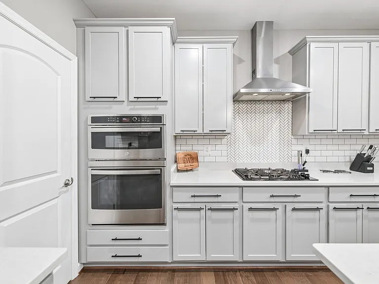 10400 Del Ray Ct — Photo 17