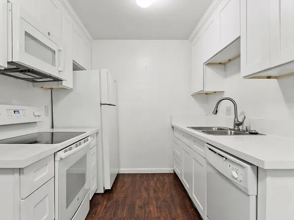 1010 W Macarthur Blvd APT 45, Santa Ana, CA 92707