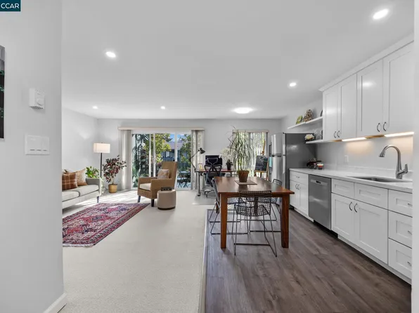 1036 Oak Grove Rd APT 24, Concord, CA 94521