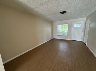 125 Rhodes St #127, Mount Dora, FL 32757