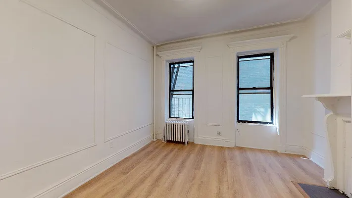 Rented by Bond New York | media 4