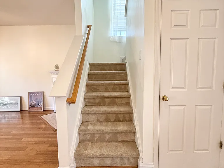 5509 Glencree Ct — Photo 3