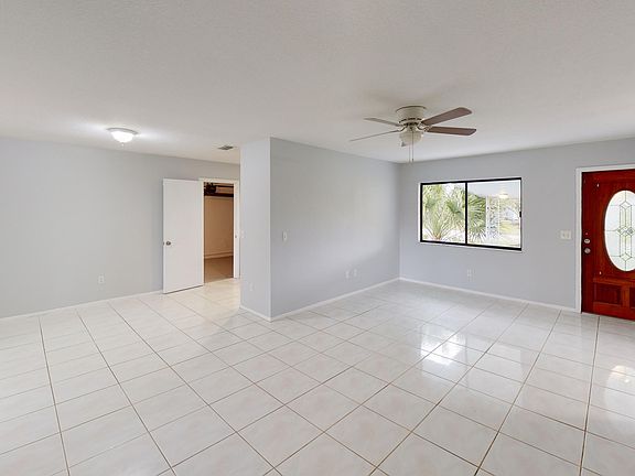 3rd image of 1970 SE West Dunbrooke Cir