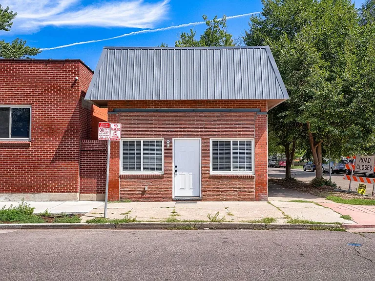 Utica Duplex — Photo 15