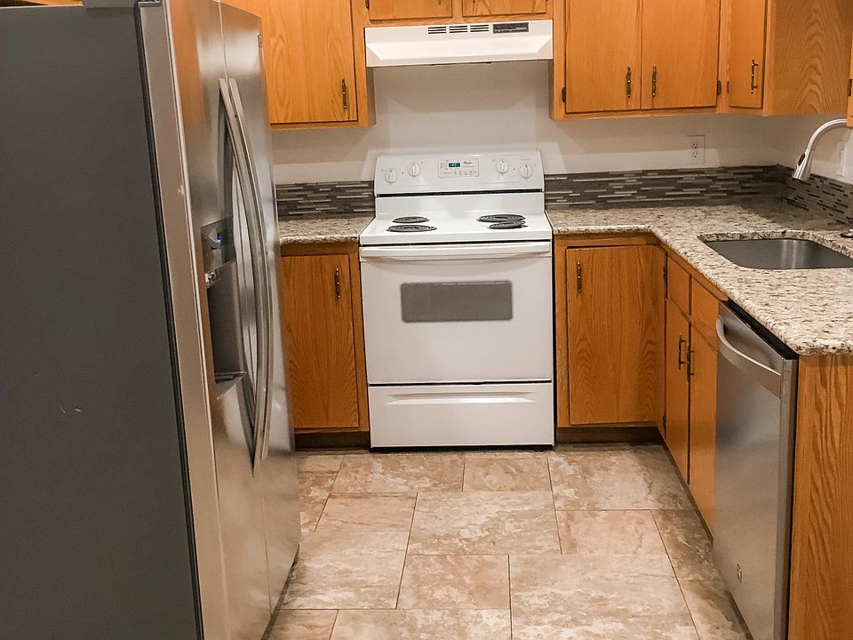 1st image of 340 Moonlite Dr