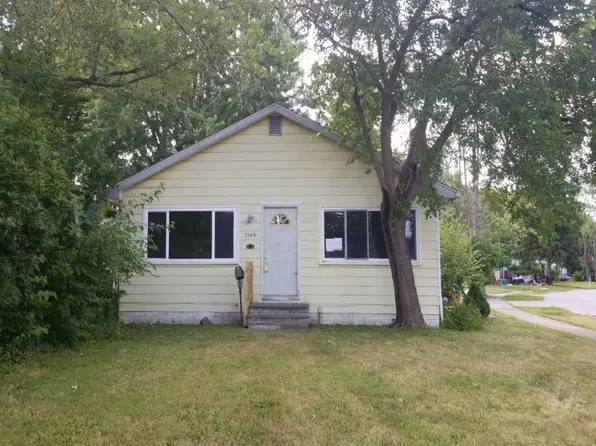 33216 Willowick Dr, Eastlake, OH 44095