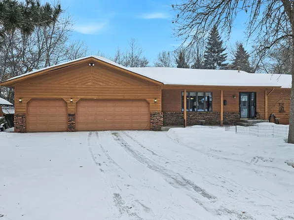 152 Pineview Dr, Brainerd, MN 56401