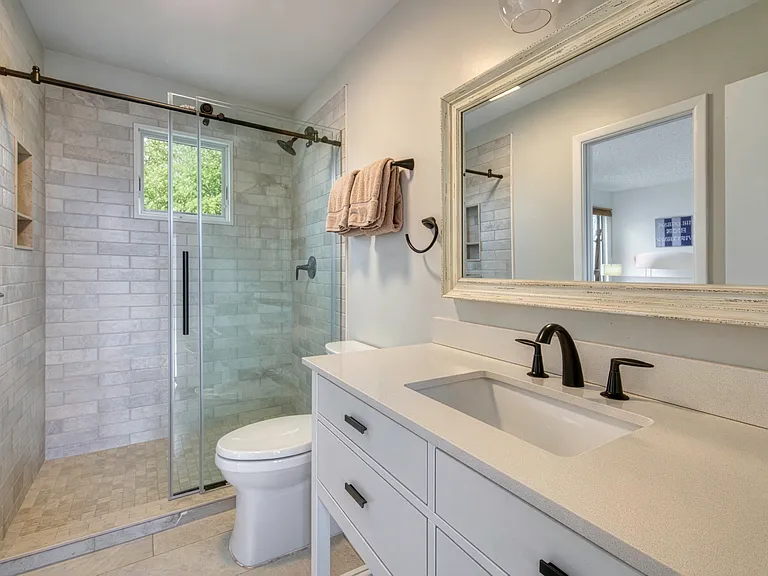 16 Elm Ln — Photo 9
