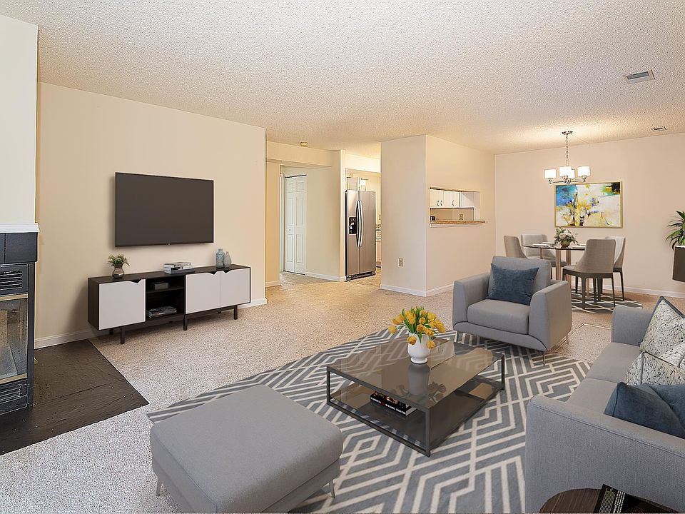Living and dining area