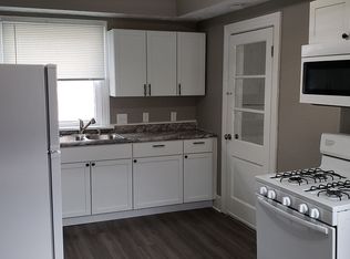 2 bedroom 1 bath duplex, Logansport, IN 46947