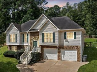 91 Colony Dr, Dallas, GA 30132