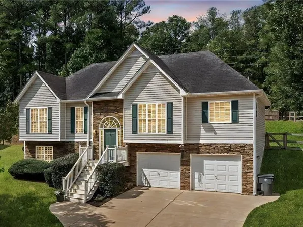 91 Colony Dr, Dallas, GA 30132