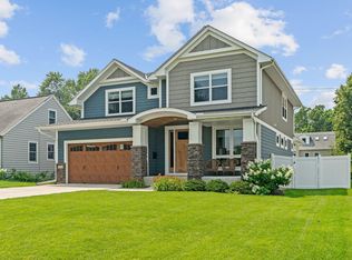 5536 York Ave S, Edina, MN 55410