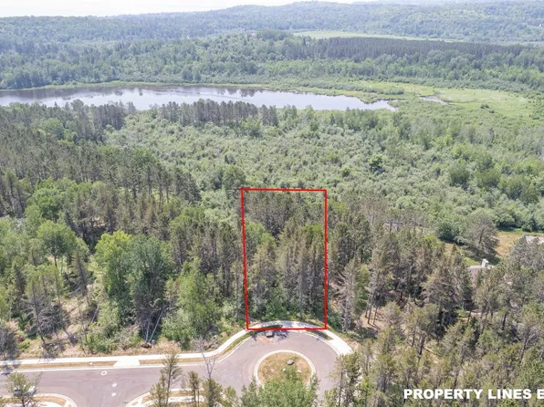 Hartley Ln, Duluth, MN 55803