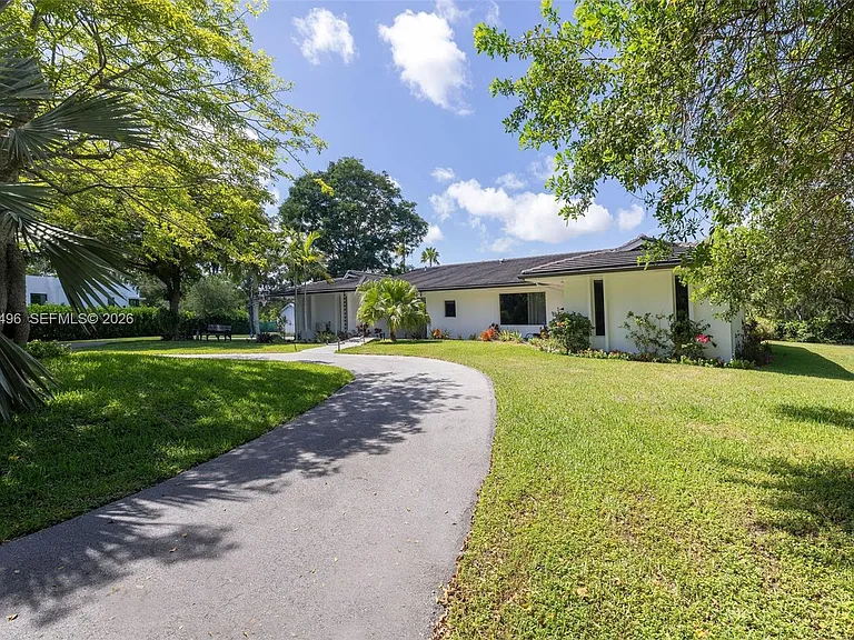 6875 N Cartee Rd — Photo 42