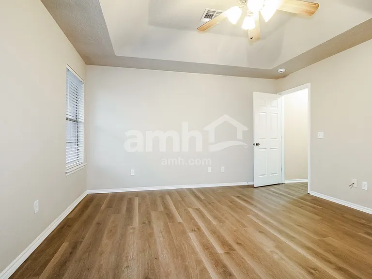 509 SW 163rd St — Photo 8