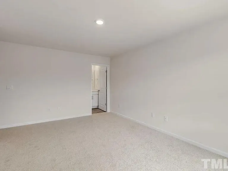 84 March Creek Dr — Photo 13