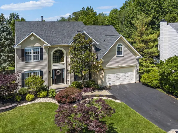 21 Avalon Rd, Pennington, NJ 08534