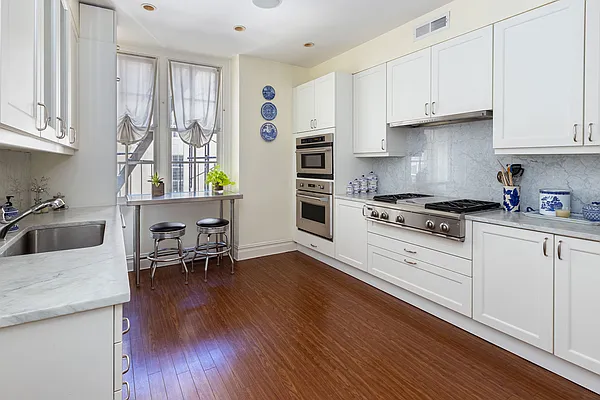 Sold by Berkshire Hathaway HomeServices New York Properties | media 7