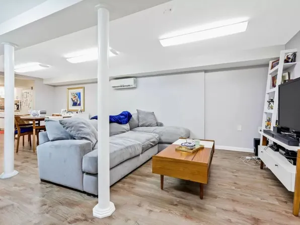 61-12 Gates Avenue image 1 of 5