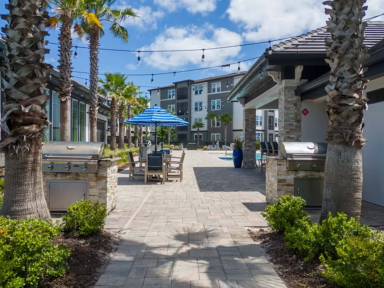 The Oasis at Town Center — Photo 26
