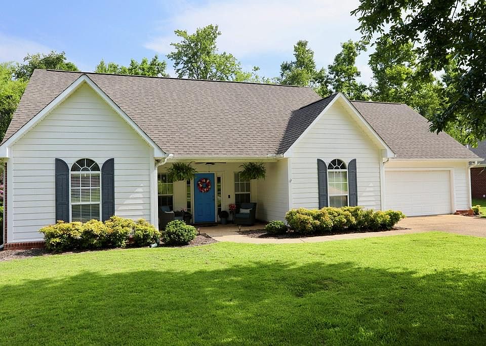 1st image of 118 Peyton Cir