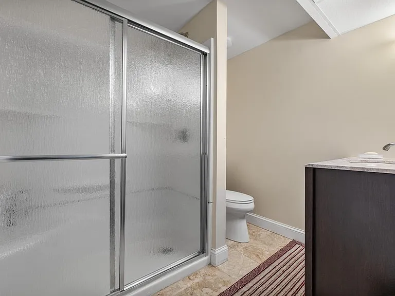111 Sisters Cir — Photo 26