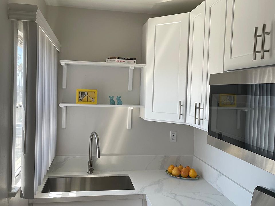 1st image of 3813 W 54th St #1/2