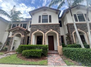 3211 SE 7th St, Homestead, FL 33033