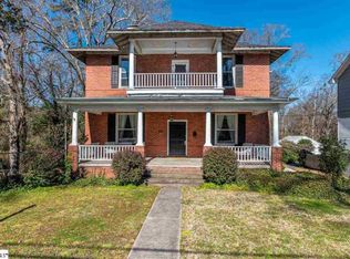 842 W Main St, Laurens, SC 29360